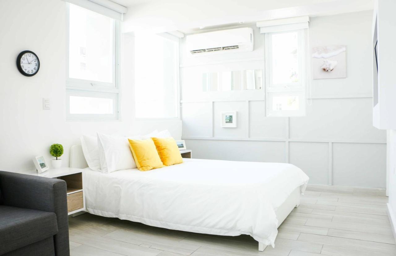 Avila Guesthouse 산후안 외부 사진