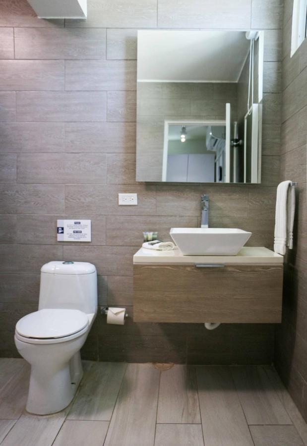 Avila Guesthouse 산후안 외부 사진