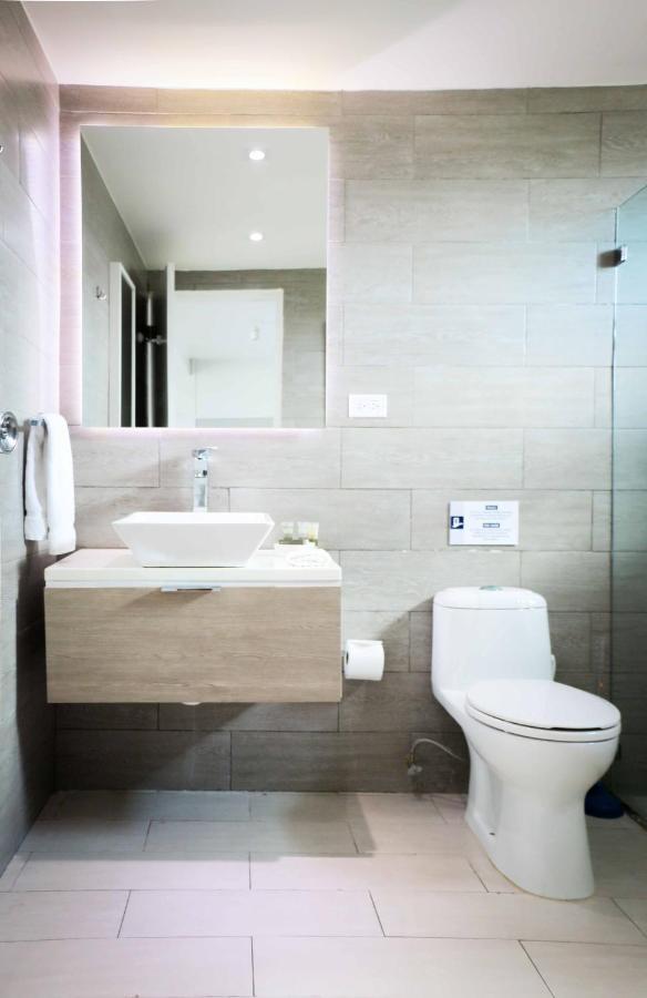 Avila Guesthouse 산후안 외부 사진